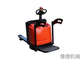 马博在线,马博在线(中国)
机械讲解：叉车防漏油的八大技巧